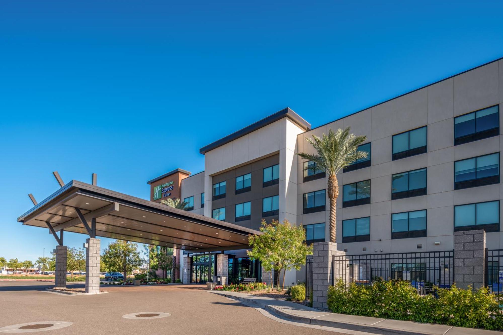Holiday Inn Express & Suites - Gilbert - Mesa Gateway Airport מראה חיצוני תמונה